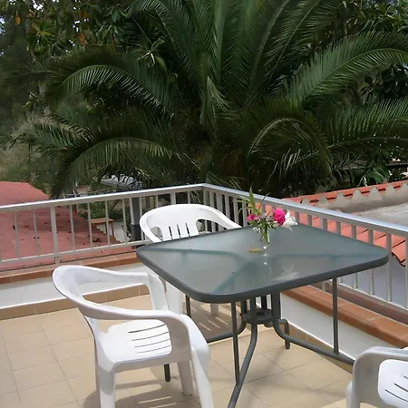 Affittacamere 3 Golondrinas Santa Eularia des Riu