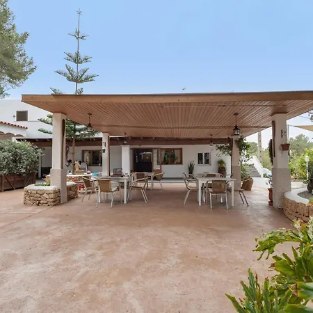 3 Golondrinas * Santa Eularia des Riu