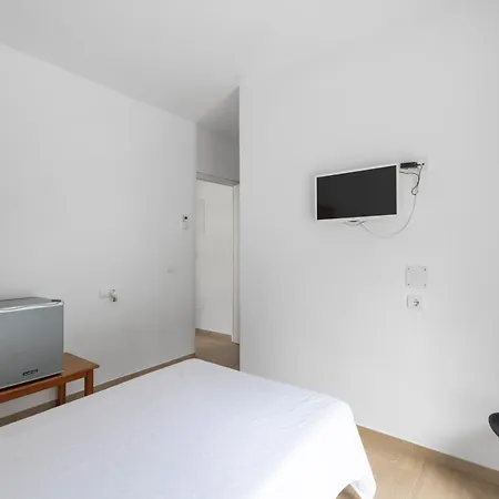 Πανσιόν 3 Golondrinas Santa Eulària des Riu