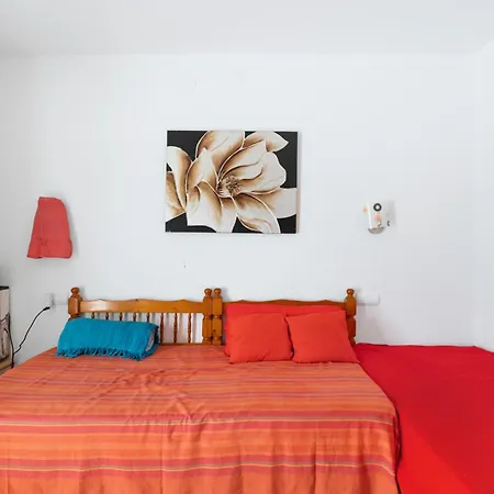 3 Golondrinas Guest house Santa Eularia des Riu